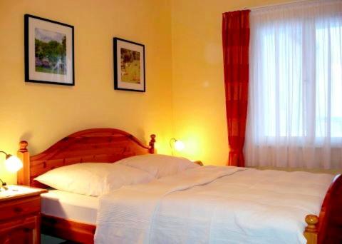 Hotel Zum Roemer Иберлинген Экстерьер фото